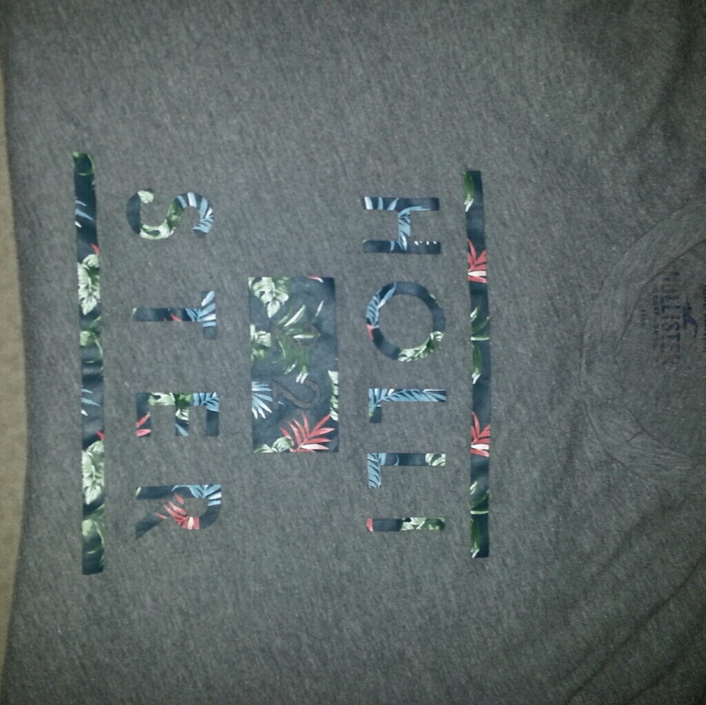 Hollister shirt